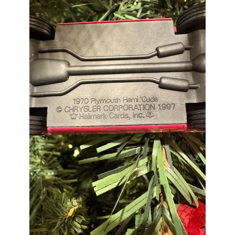 Hallmark Ornaments, 1970 Plymouth Hemi Cuda